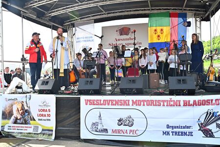 Vseslovenski blagoslov motoristov in motorjev v Mirni Peci 21042025 (40)